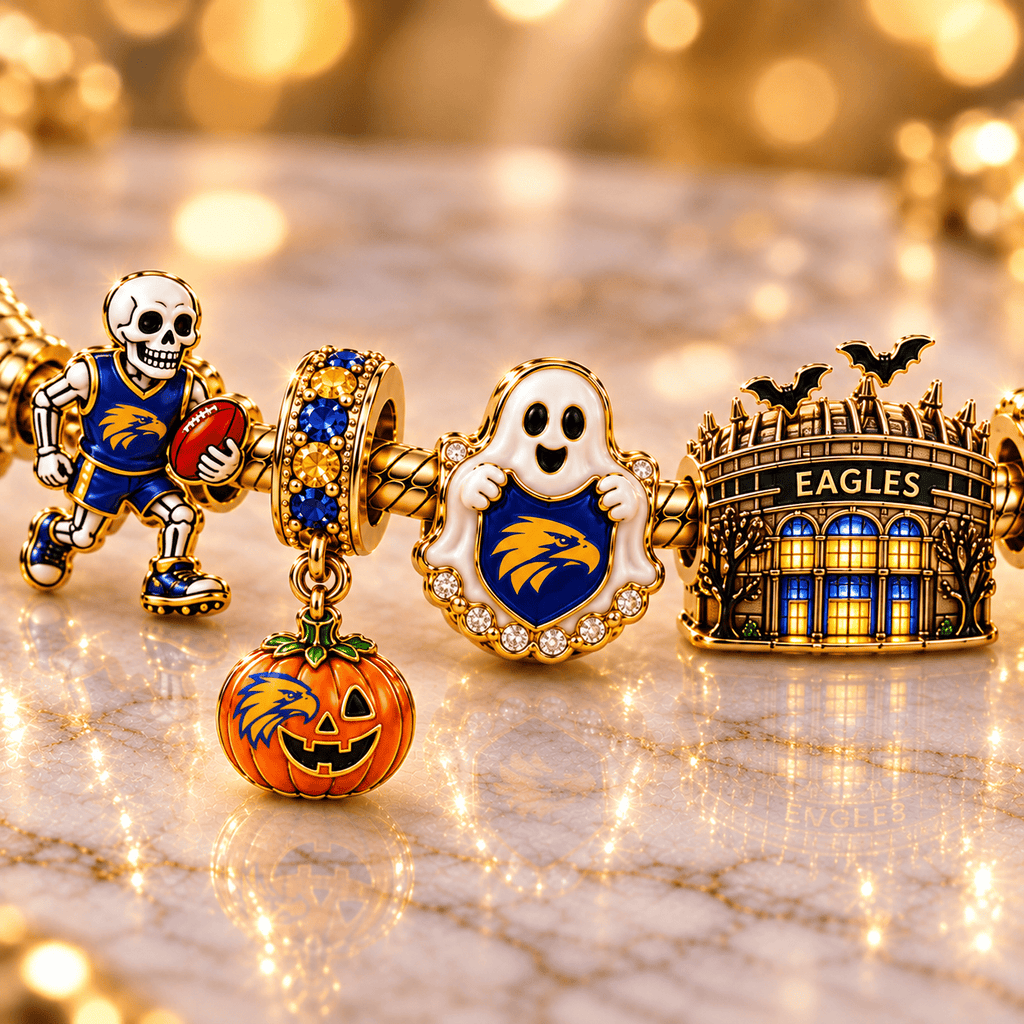 WCE Gold Charm Bracelet Set NHVH